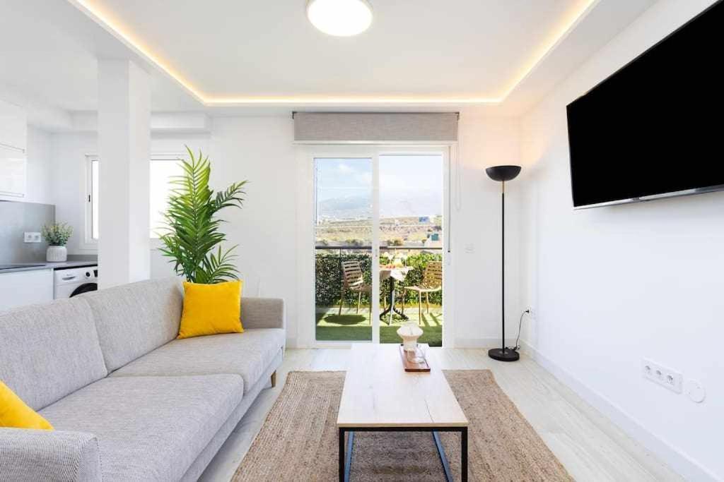 Cho Sunnyland Apartment Arona מראה חיצוני תמונה