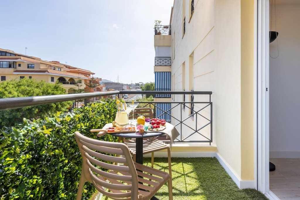 Cho Sunnyland Apartment Arona מראה חיצוני תמונה