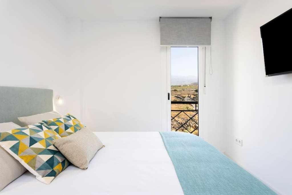 Cho Sunnyland Apartment Arona מראה חיצוני תמונה
