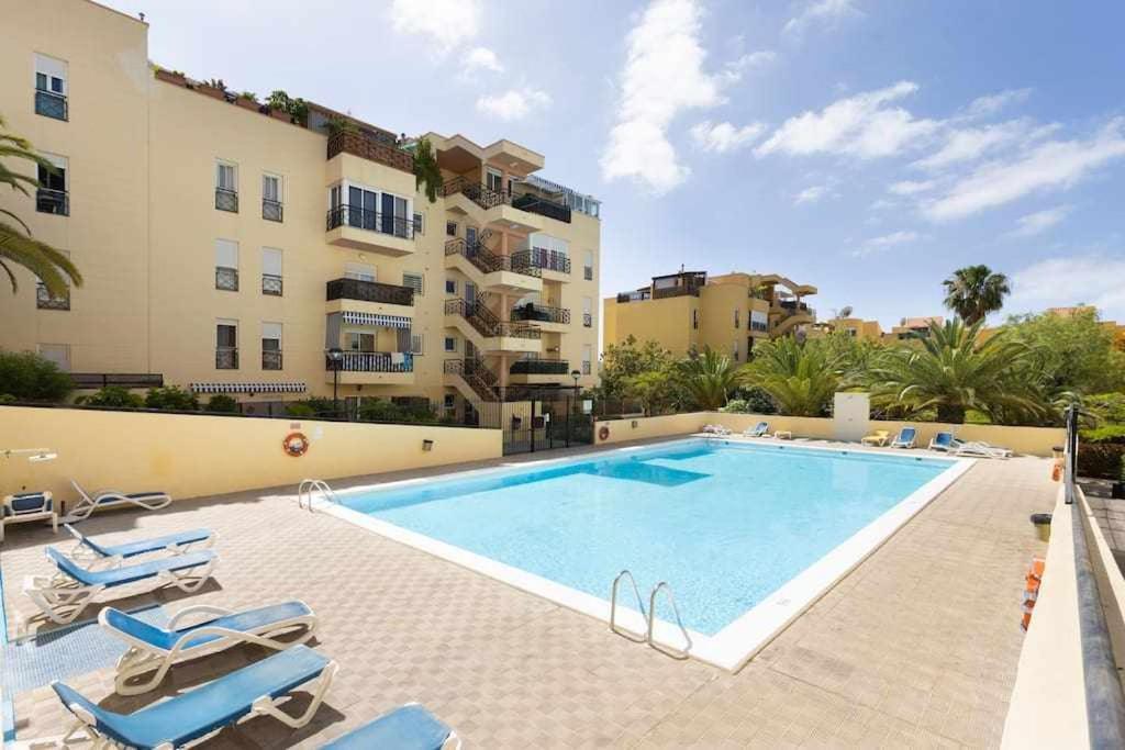 Cho Sunnyland Apartment Arona מראה חיצוני תמונה
