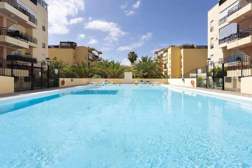 Cho Sunnyland Apartment Arona מראה חיצוני תמונה
