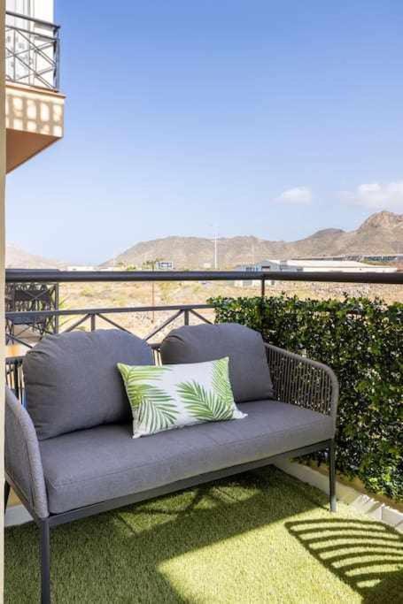 Cho Sunnyland Apartment Arona מראה חיצוני תמונה